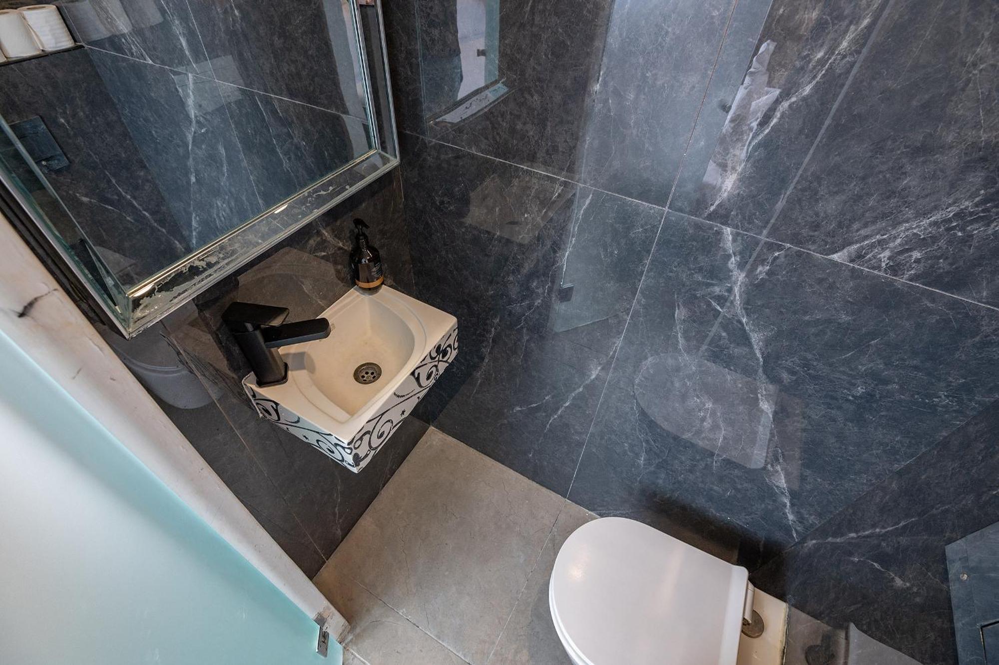 Lago Suites Hotel Gerusalemme Esterno foto