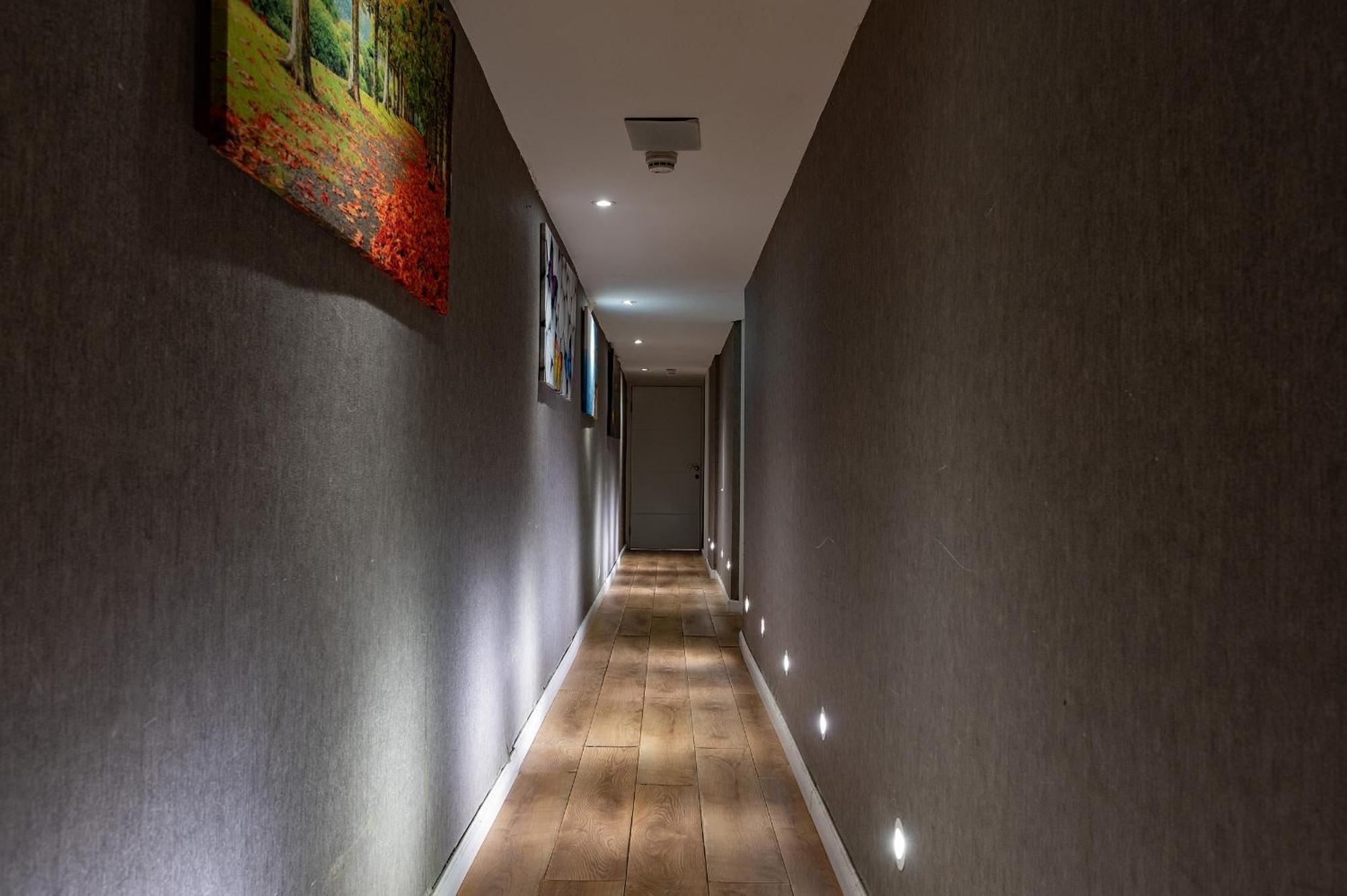 Lago Suites Hotel Gerusalemme Esterno foto