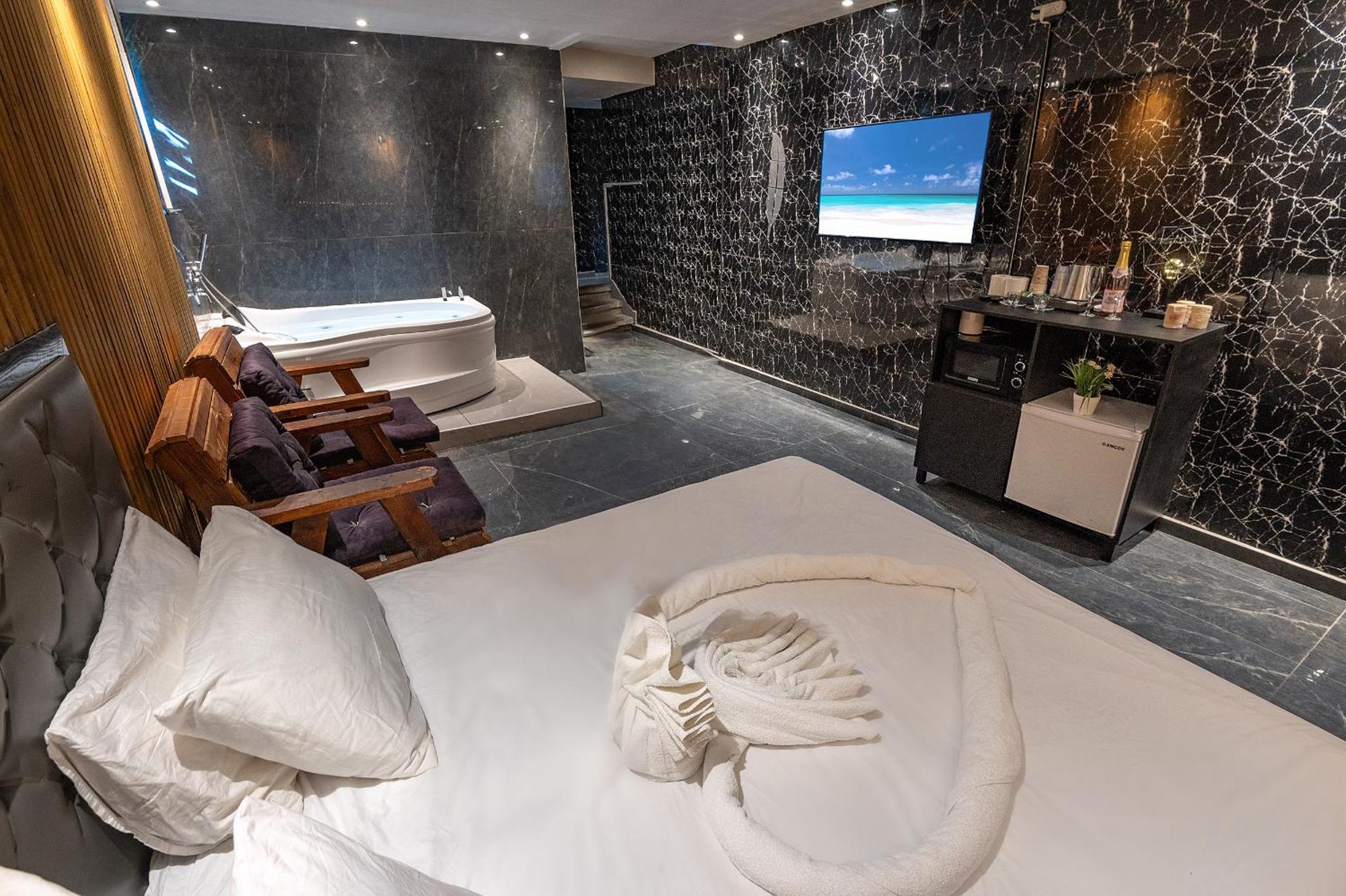 Lago Suites Hotel Gerusalemme Esterno foto